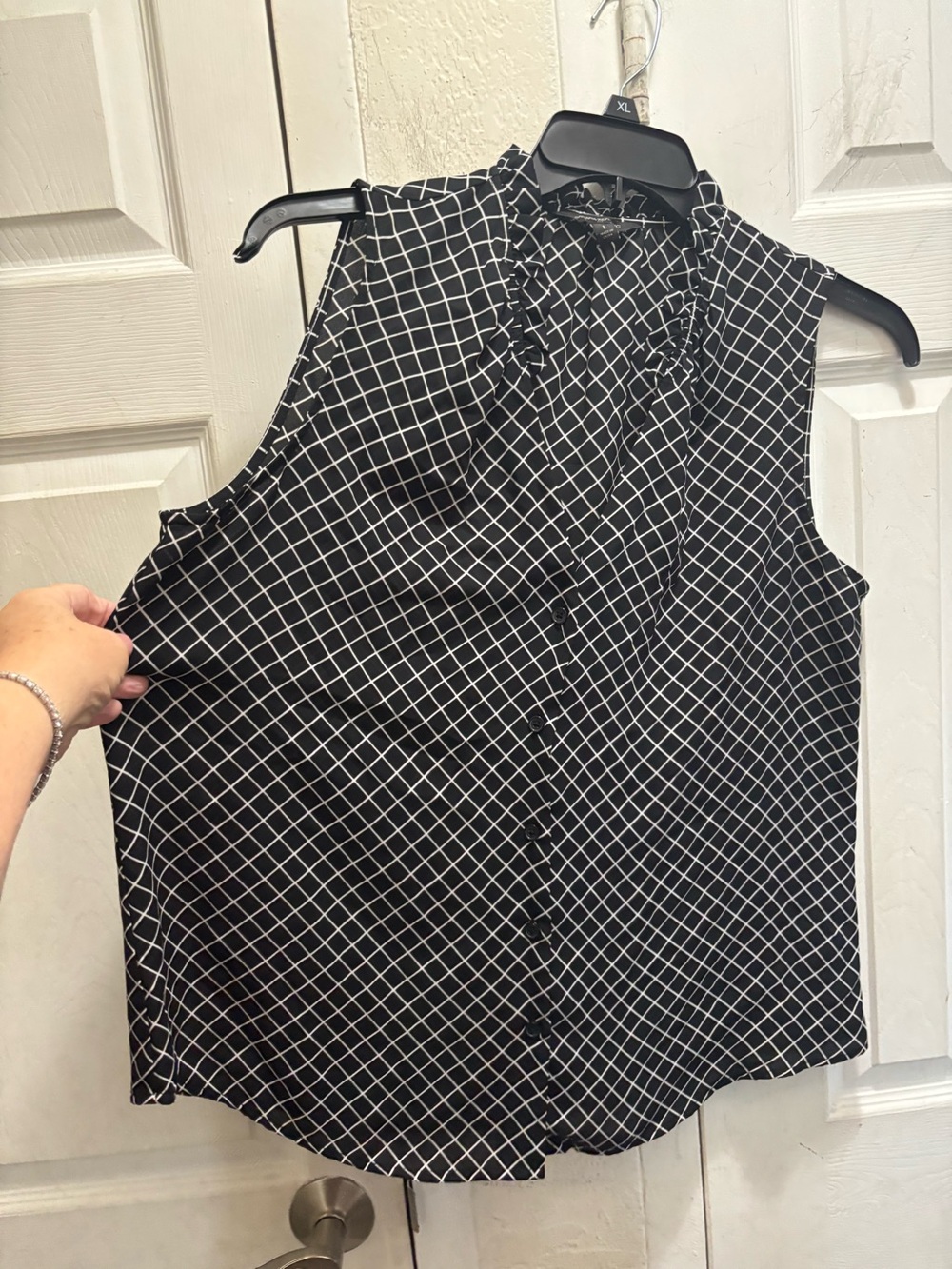 Banana Republic Sleeveless Black and White Grid Ruffle Collar Top